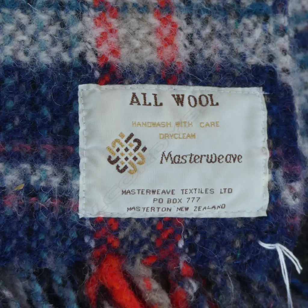 N.Z. MASTERWEAVE ALL WOOL BLANKET  Image 1++