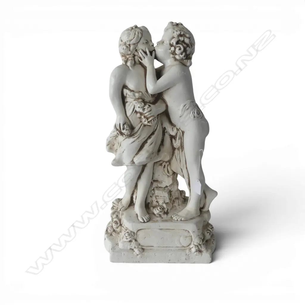 WHITE GLAZED CERAMIC FIGURE, PUTTI KISSING H.570mm Image 1++