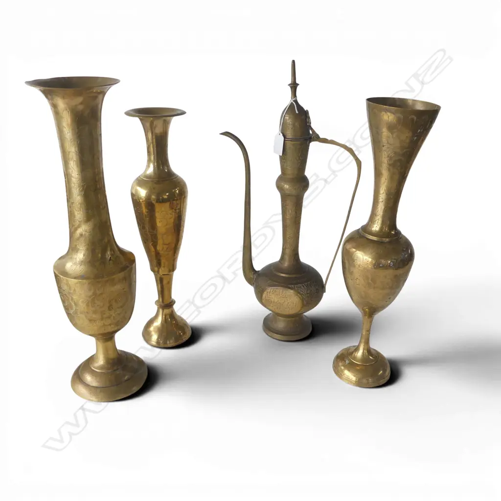 3 LG BRASS VASES + EWER H.490mm Image 1++