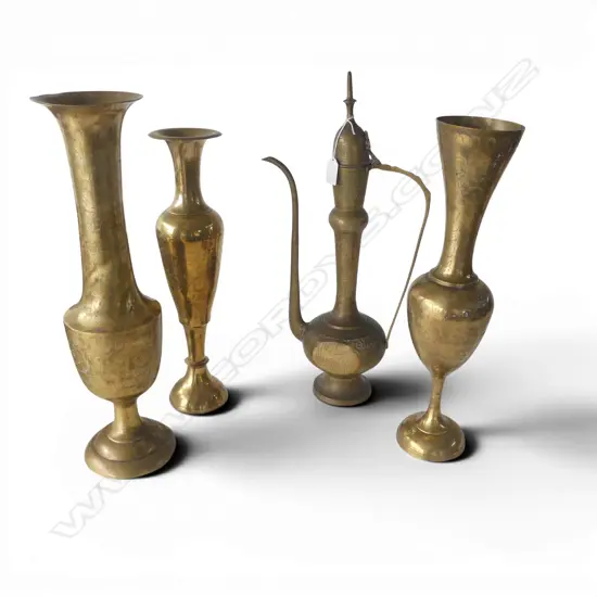 3 LG BRASS VASES + EWER H.490mm