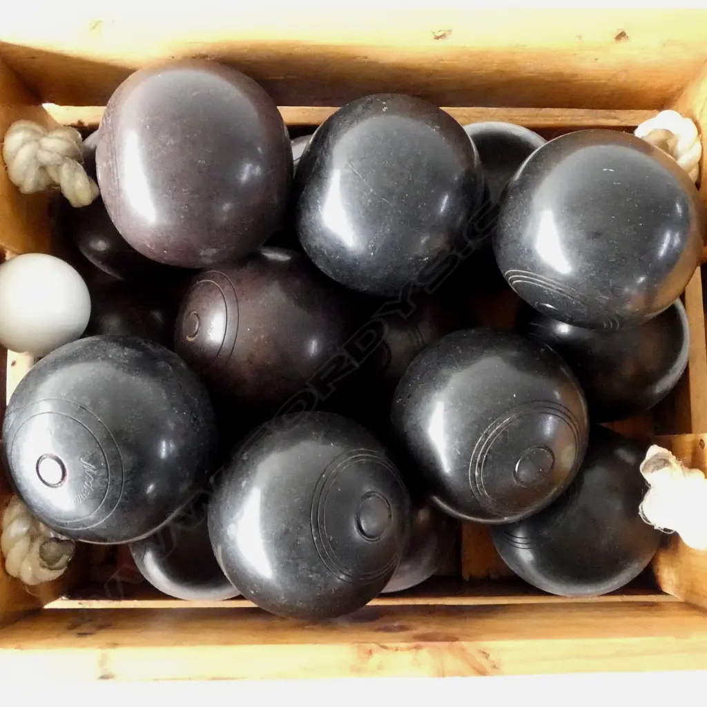 CRATE OF BOULES BALLS Image 1++