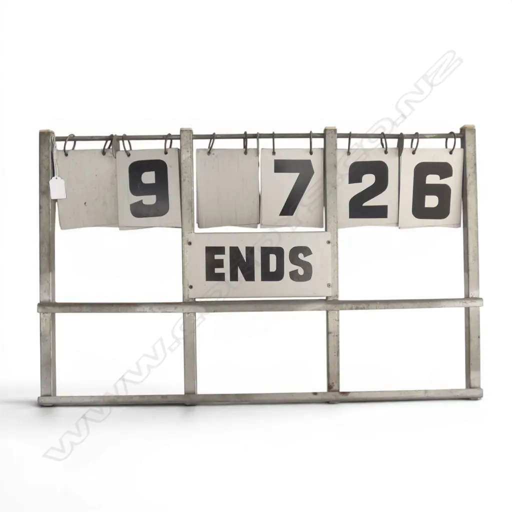 METAL SCORE BOARD 435x700mm Image 1++