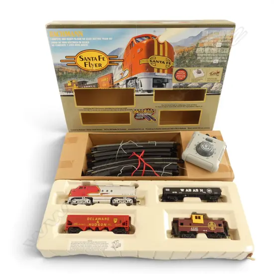 BACHMANN 'SANTE FE FLYER' TRAIN SET, BOXED