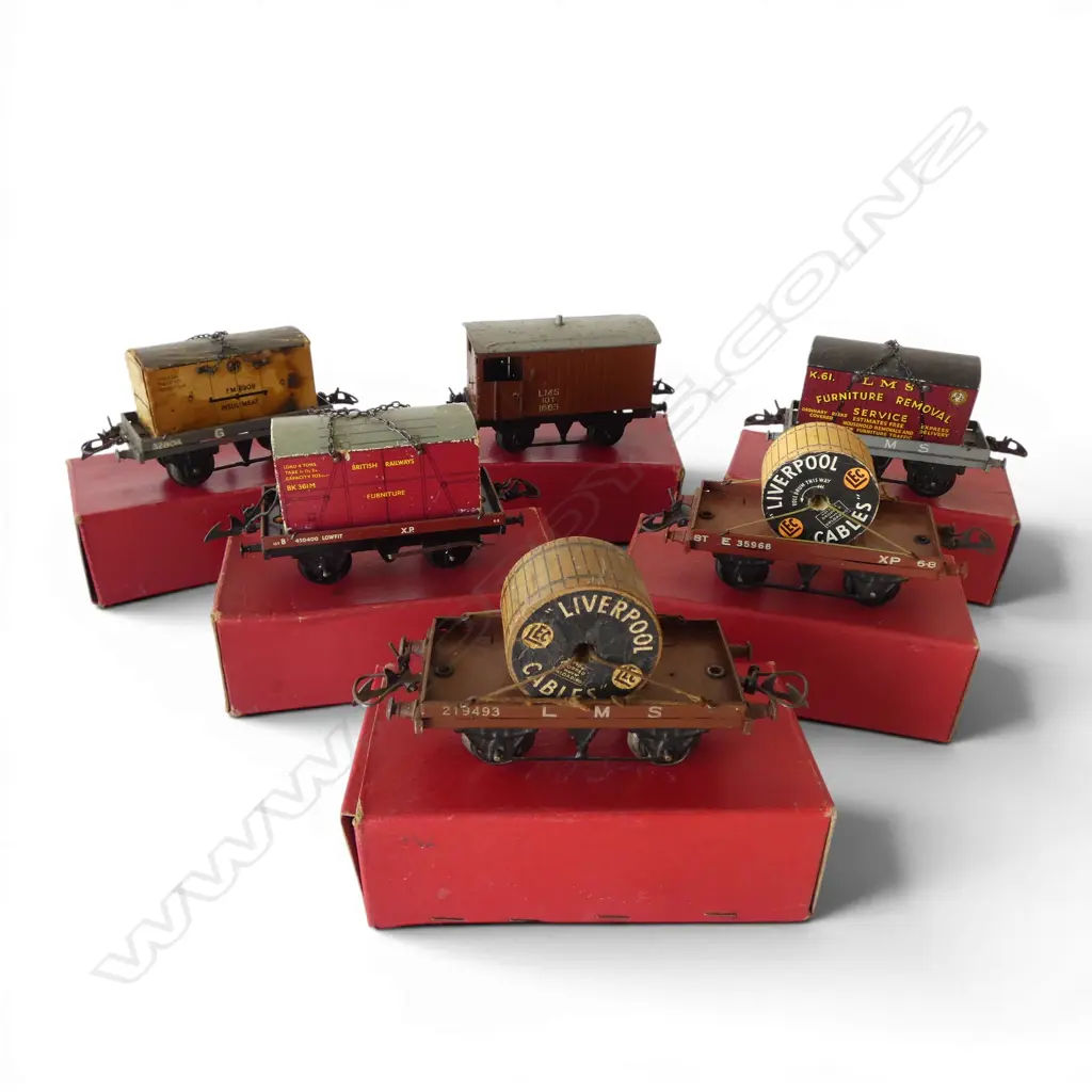 6 VINTAGE HORNBY RAILROAD '0' GAUGE RAILWAY WAGONS w ORIGINAL BOXES Image 1++