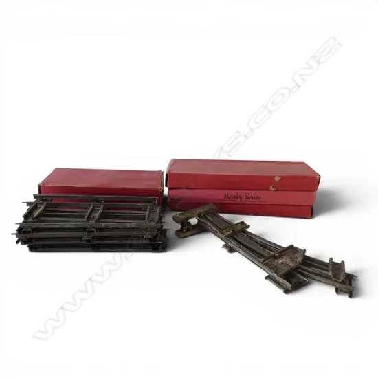 3 BOXES VINTAGE HORNBY RAILWAY '0' GAUGE 2 POINTS & SHORT STRAIGHT RAIL