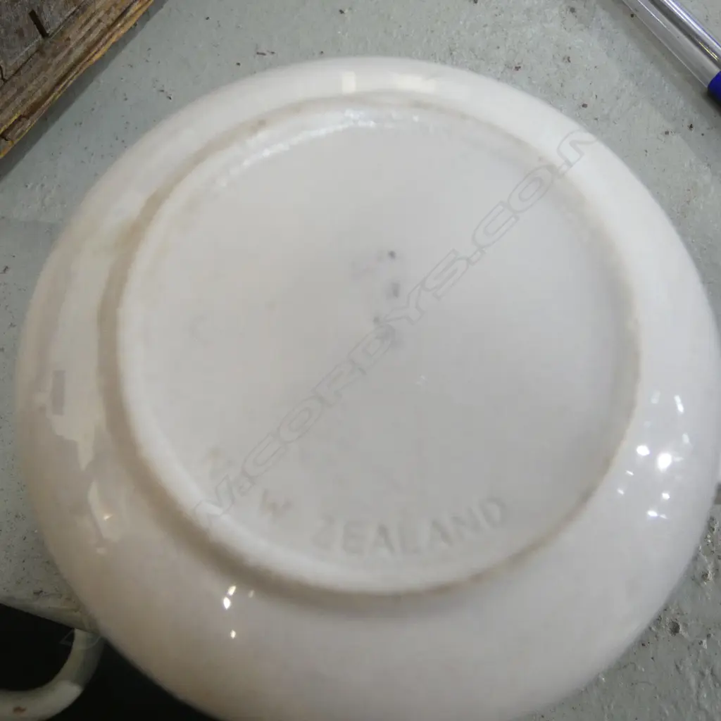 OLD Crown Lynn NZR (NZ Railways) CUP & SAUCER with crowned blue N.Z.R. logo. Image 1++