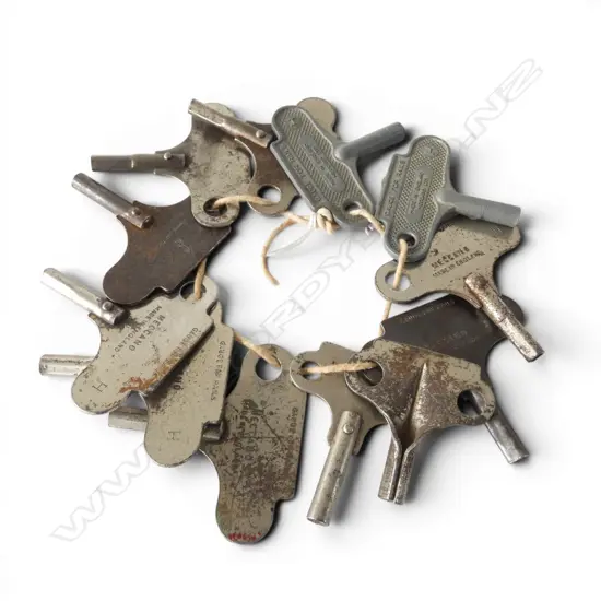 12 VINTAGE HORNBY RAILWAY MODEL LOCOMOTIVE KEYS
