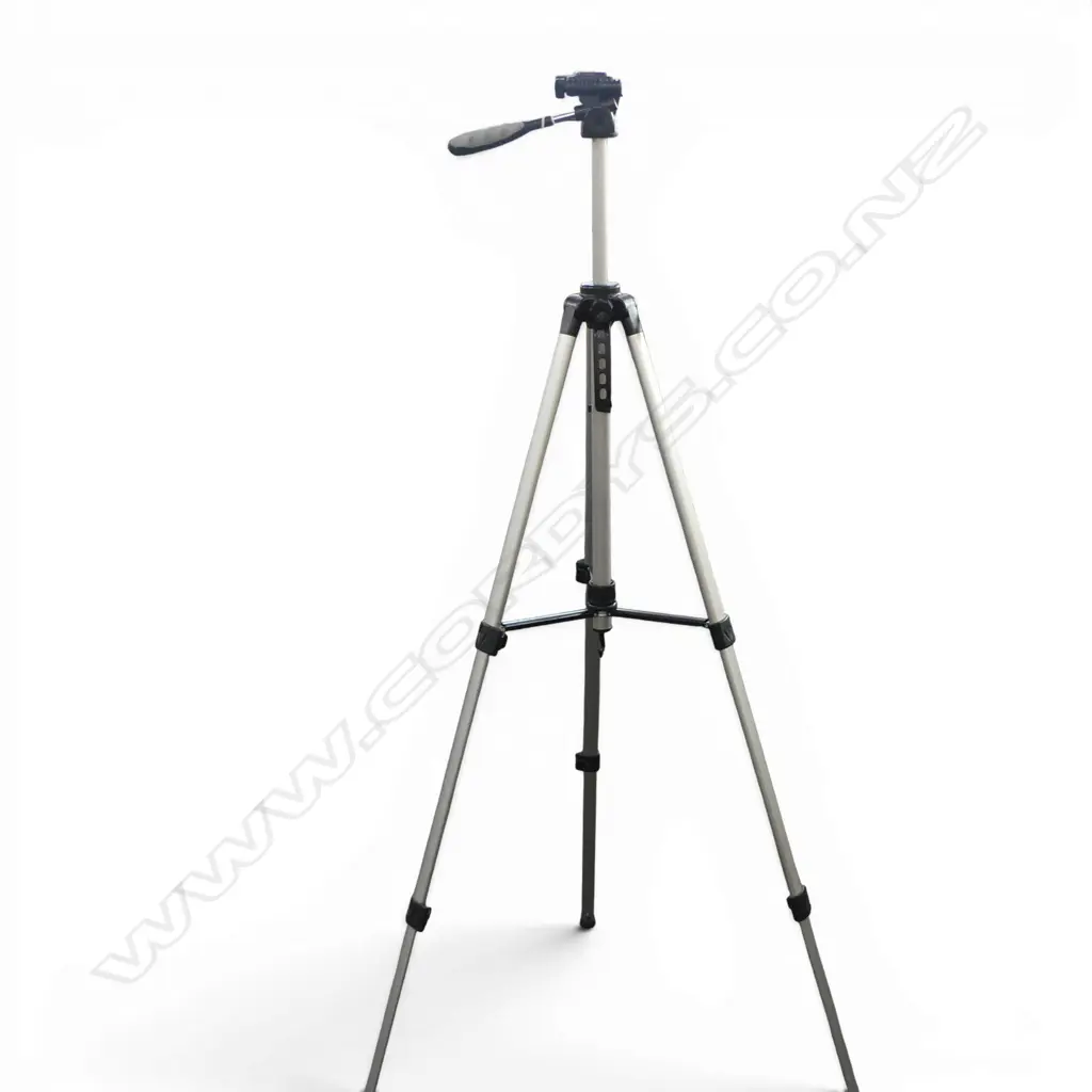 AMBICO TRIPOD BASE 690mm - 1700mm Image 1++