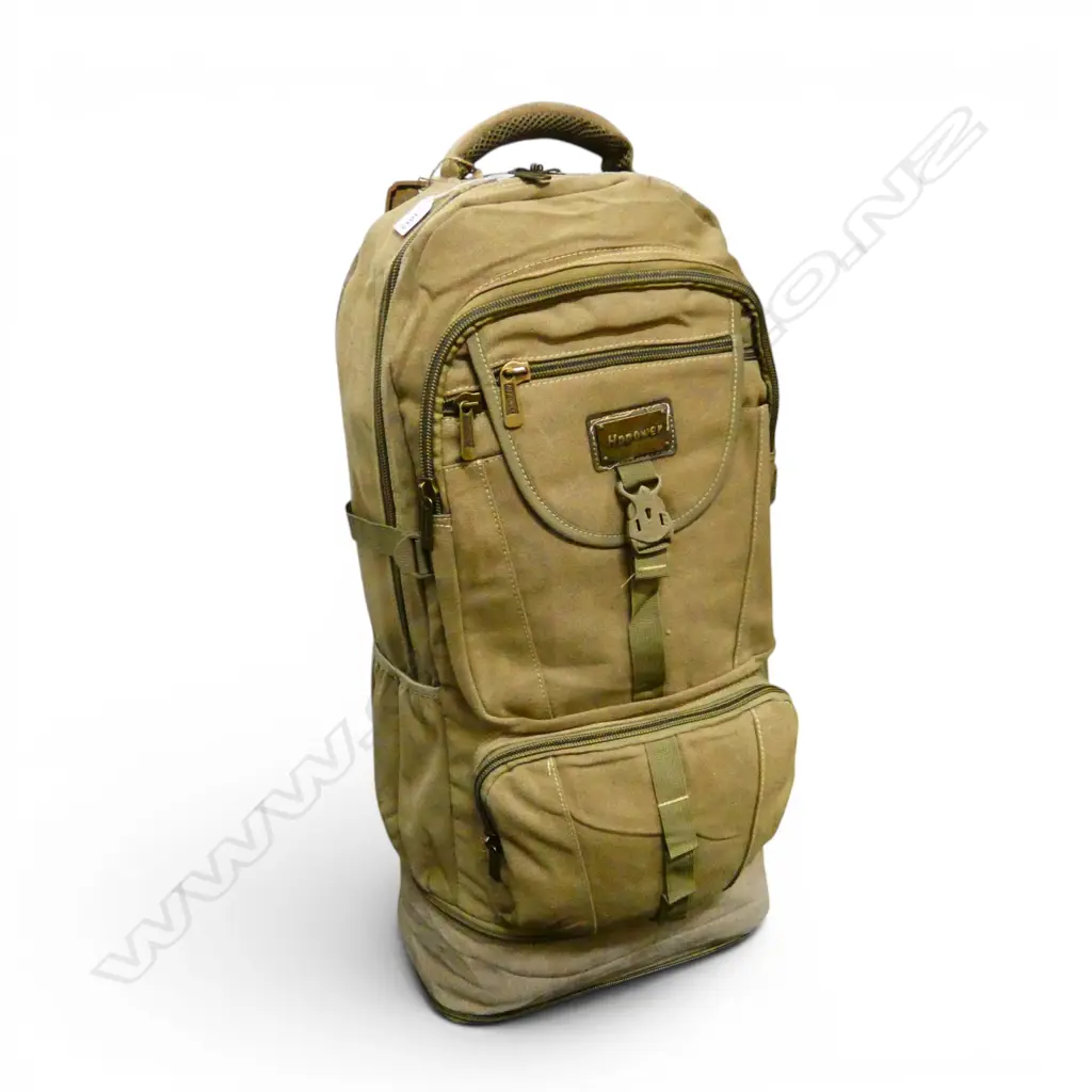 BACKPACK  Image 1++