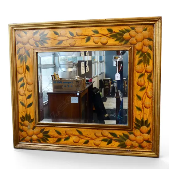 MIRROR 710x805mm