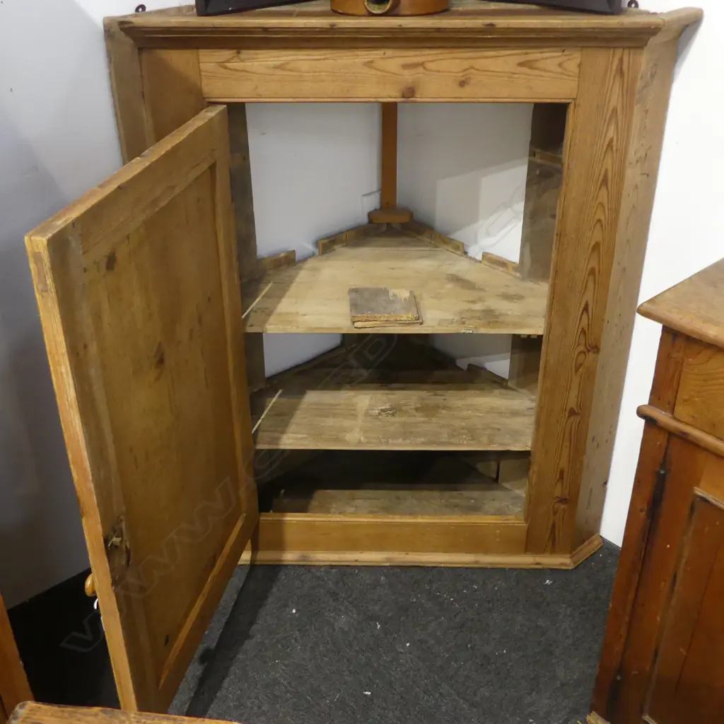 PINE CORNER CUPBOARD 700x700x1120mm FAULTS Image 1++