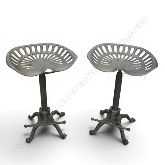 PR CAST IRON TRACTOR SEAT STOOLS H.890mm