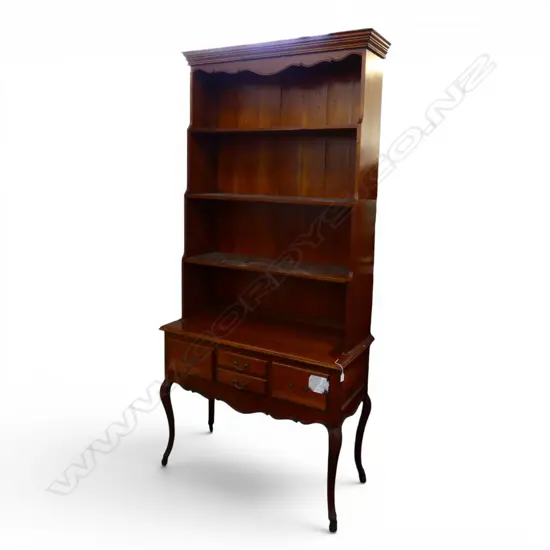 DRESSER one pull missing, needs attention 1070x490x2300mm