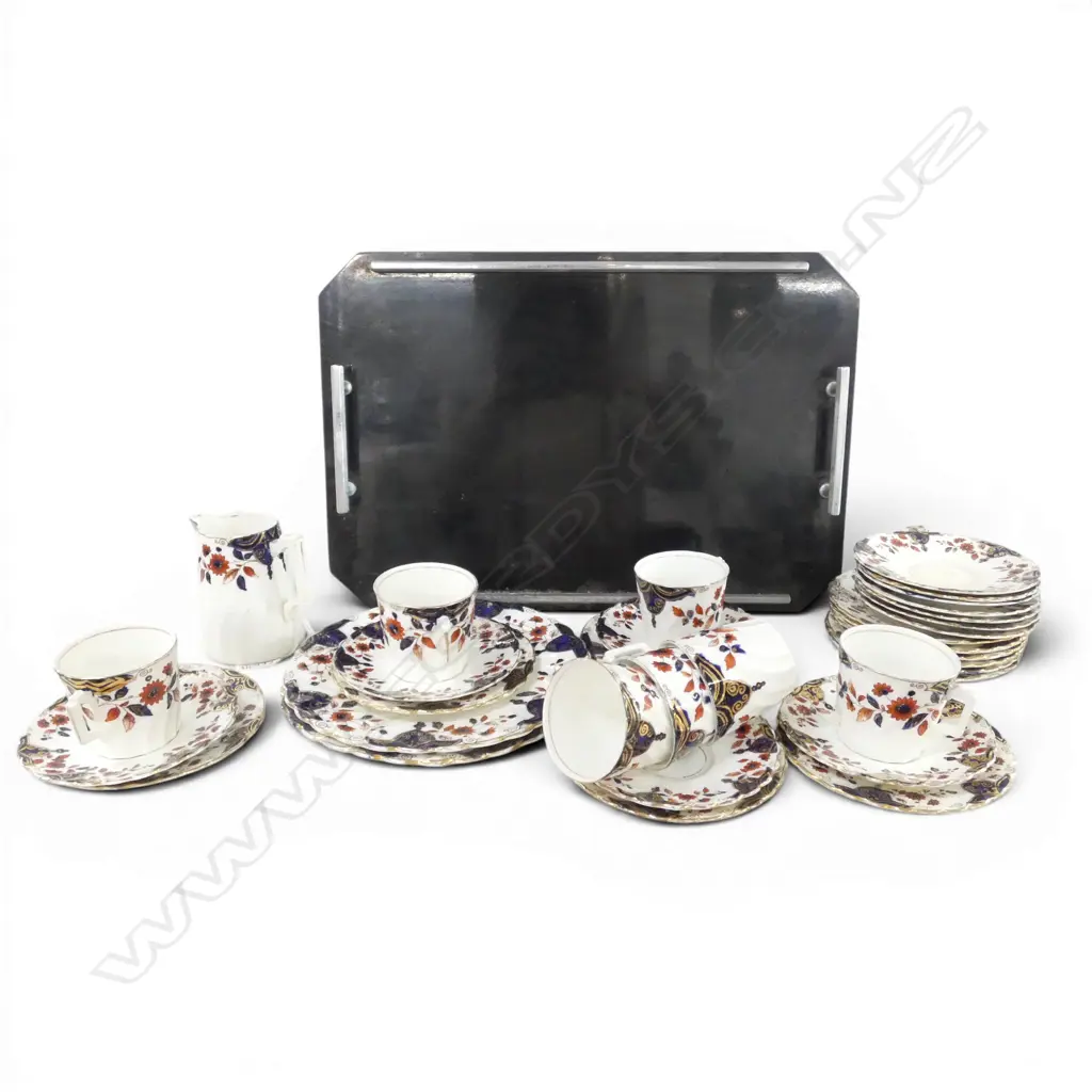 ANTIQUE TEA SET & DECO TRAY Image 1++