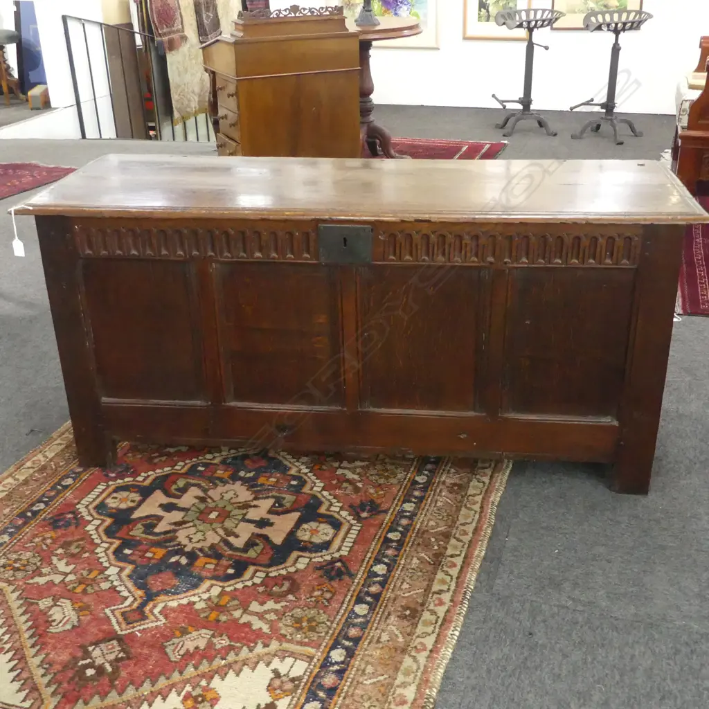 ANTIQUE OAK COFFER, LID LOOSE 1370x500x615mm Image 1++