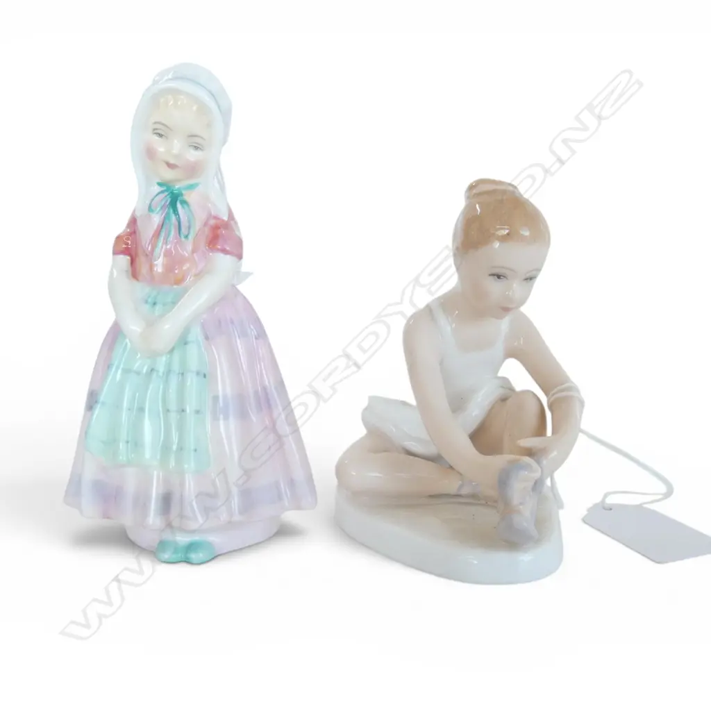 2 ROYAL DOULTON FIGURINES; TOOTLES & BALLET SHOES H.120mm Image 1++