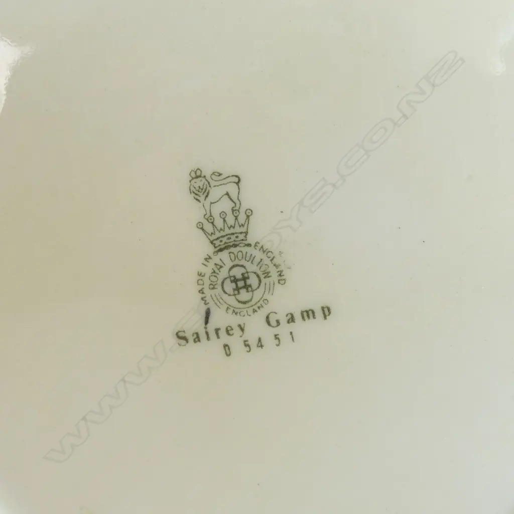 2 LARGE SIZE RD CHARATER JUGS  VICAR OF BRAY & SAREY GAMP H190MM Image 1++