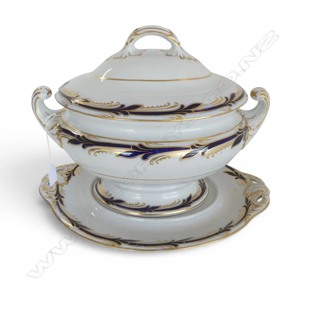 LG DAVENPORT IRONSTONE TUREEN no spoon H.310mm Image 1++