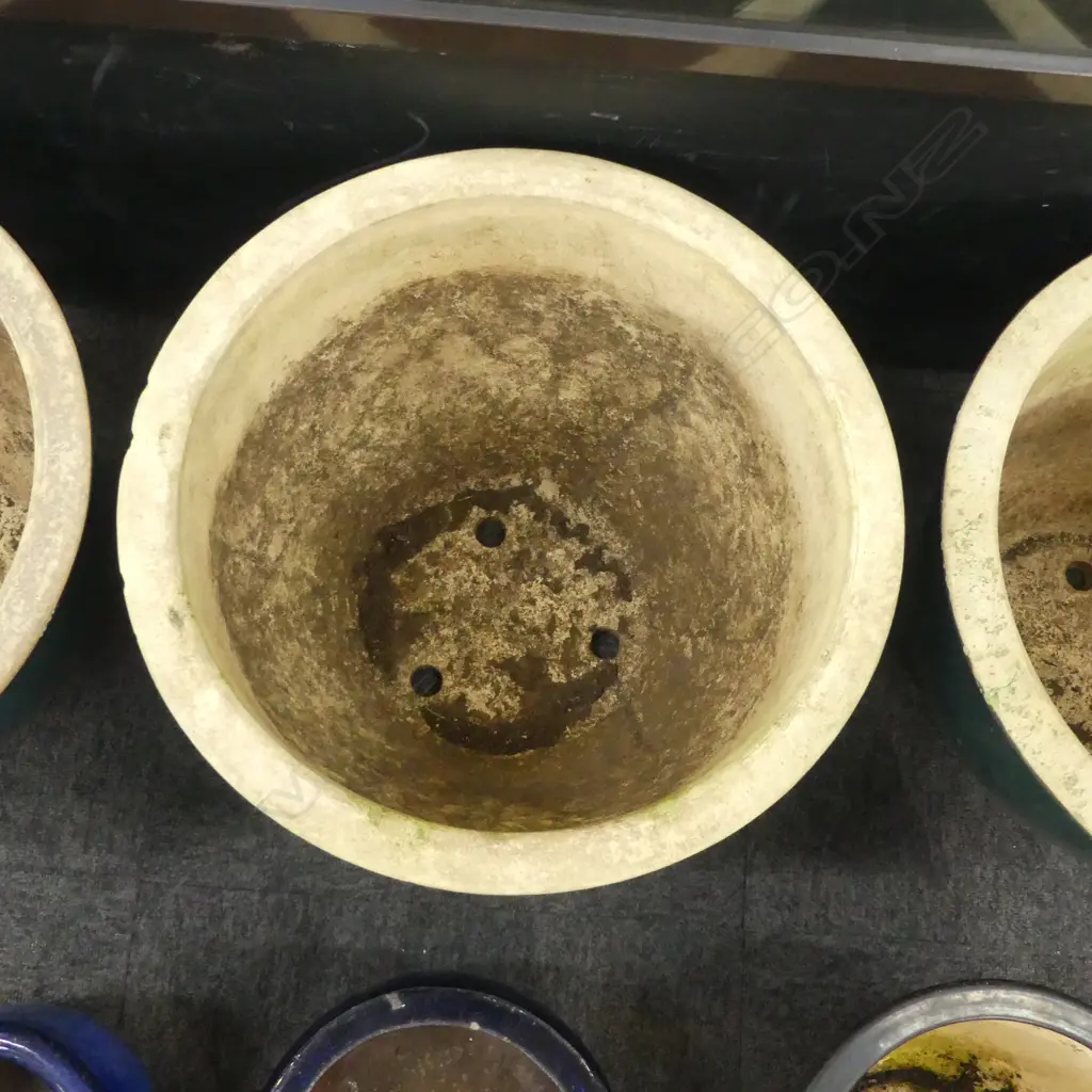 6 GLAZED GARDEN PLANTER POTS (3 LARGE H.370mm, 480mm dia) Image 1++