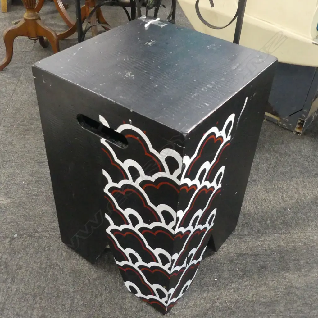 BLACK STOOL 300w x  300d X 450h mm Image 1++