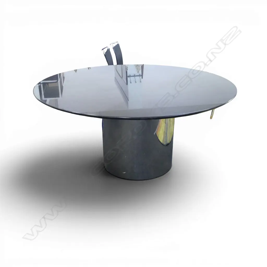 CONTEMPORARY SOUTH AFRICAN BLACK GRANITE DINING TABLE. Dia.1490mm Image 1++