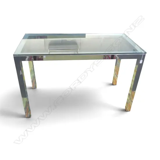 CONTEMPORARY GLASS TOP TABLE 1200x600x750mm