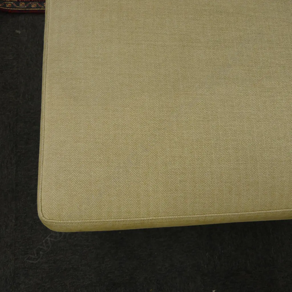 OTTOMAN 900x700x400mm Image 1++