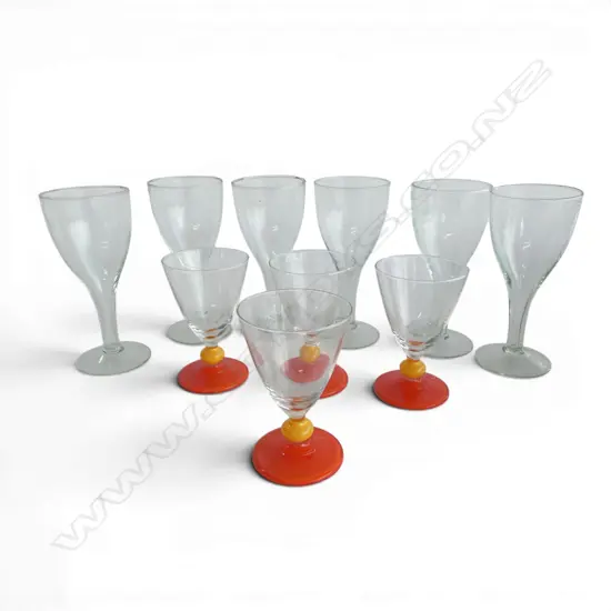 10 DRINKING GLASSES; 6 HOLLOW STEMS H.170mm, 4 OTHER H.120mm