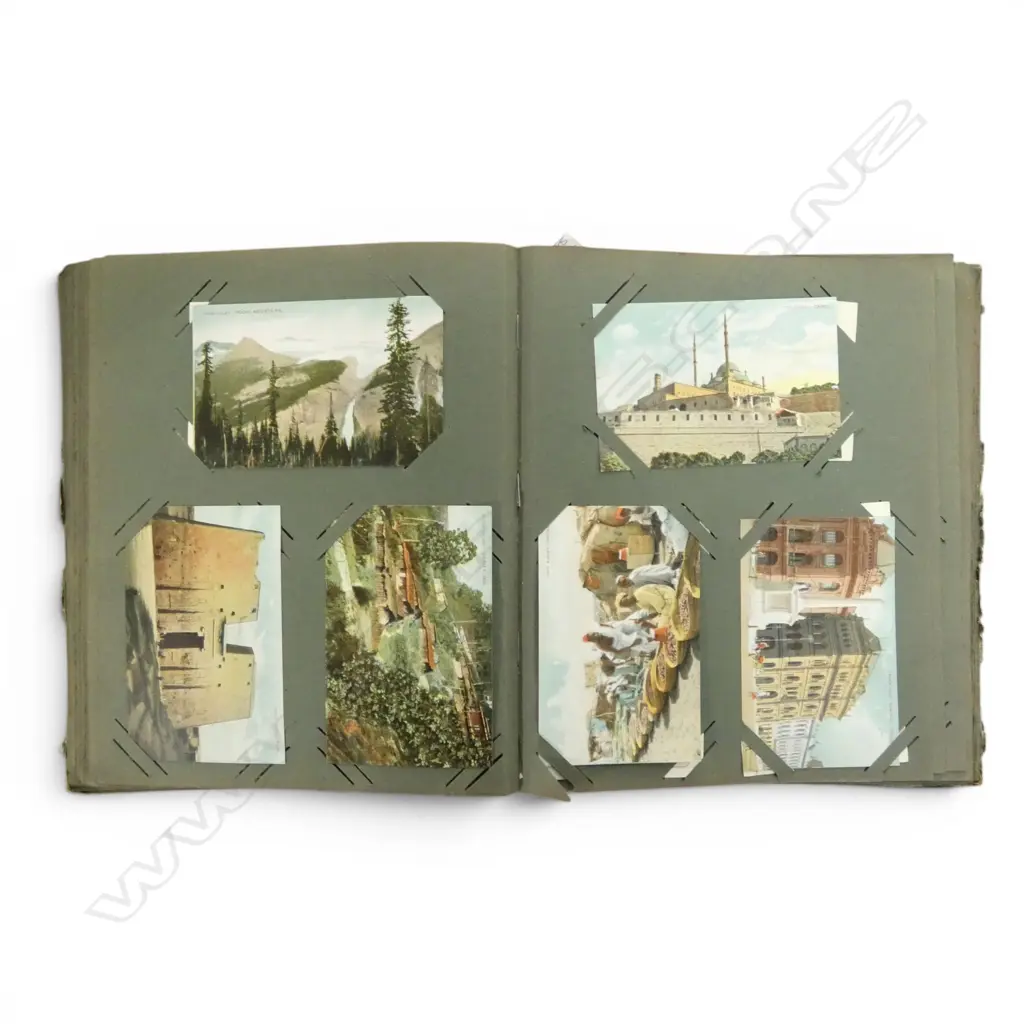 VINTAGE POSTCARD ALBUM Image 1++