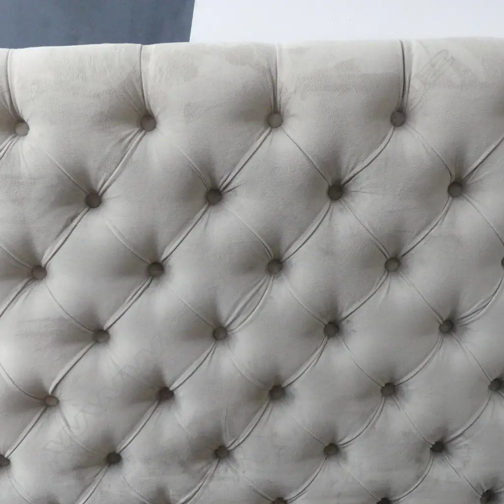BUTTONED UPHOLSTERED BED HEAD 1200x1900mm Image 1++