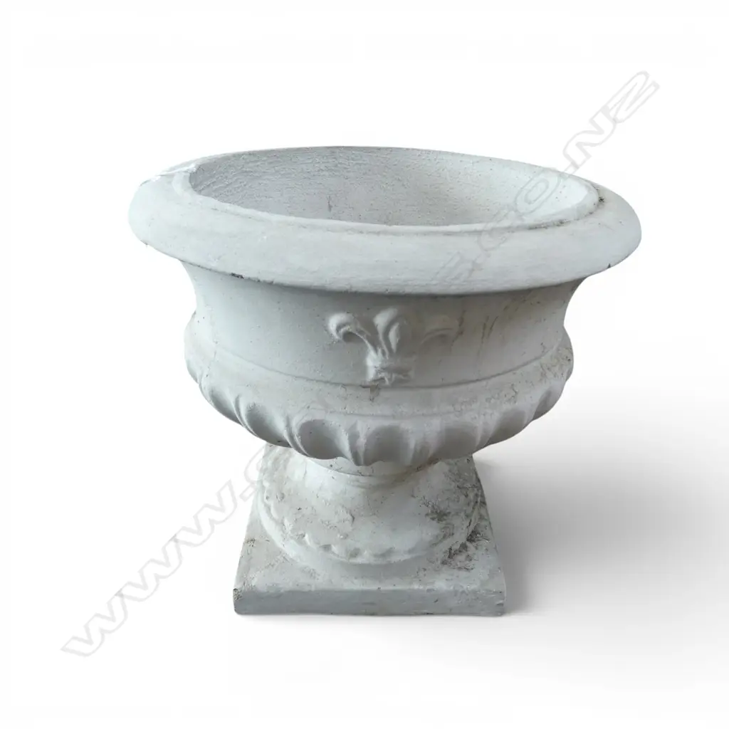 VINTAGE CONCRETE OUTDOOR PLANTER DIA370MM H340MM Image 1++