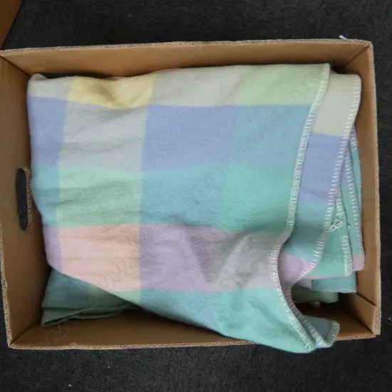 2 WOOL BLANKETS
