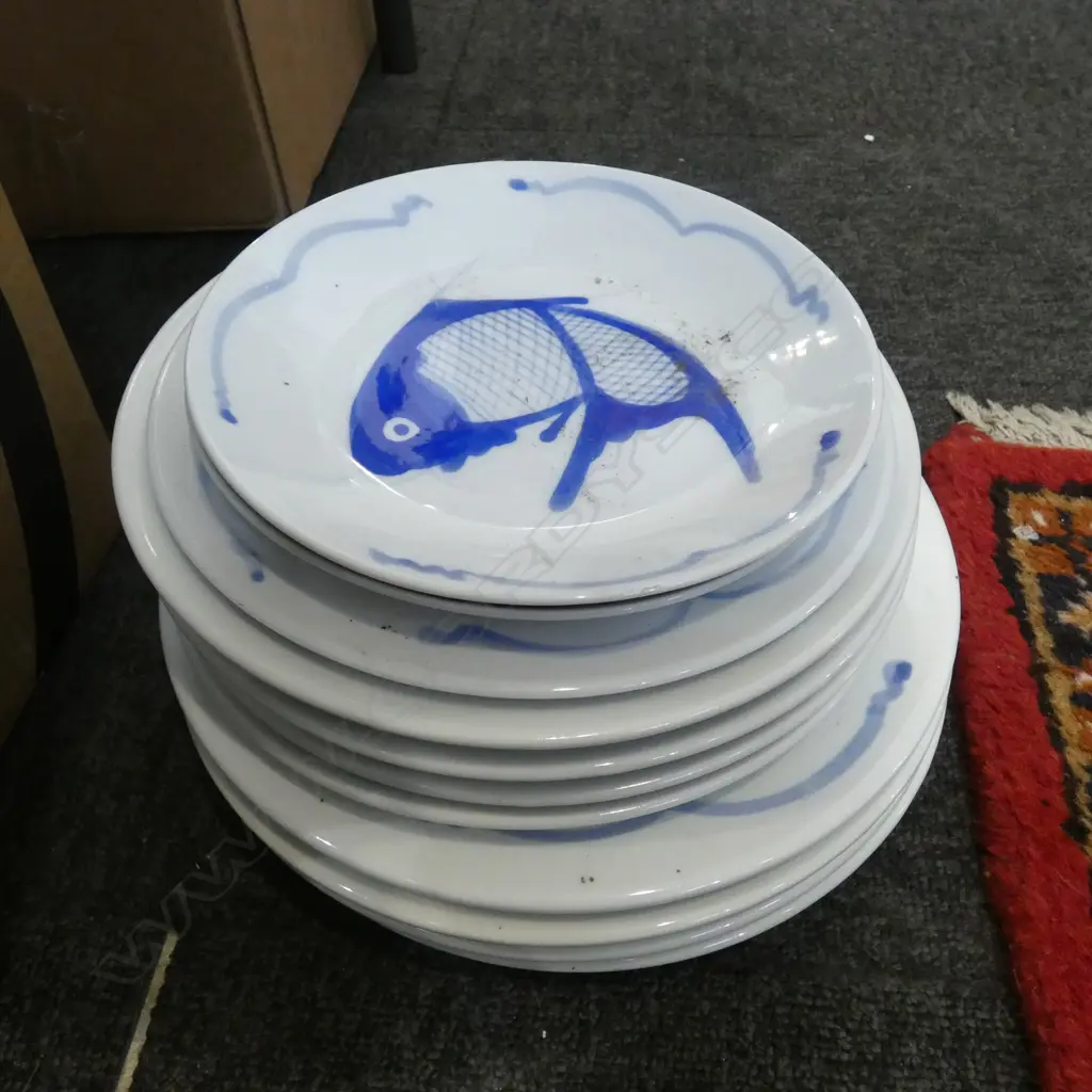 CHINESE B/W FISH PLATES Image 1++