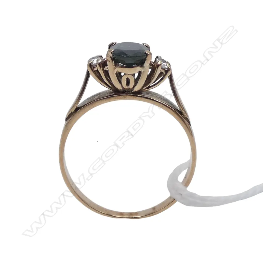 9CT GOLD SAPPHIRE & DIAMOND RING 1.9GMS TOTAL WIEGHT SIZE L Image 1++