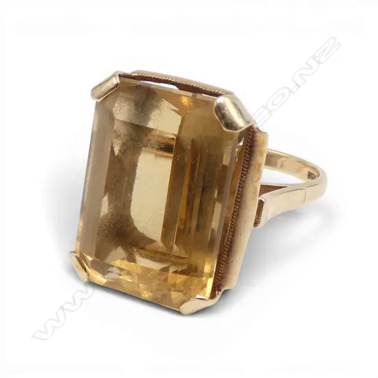 VINTAGE 9ct GOLD LGE CITRINE RING 7gms SIZE P