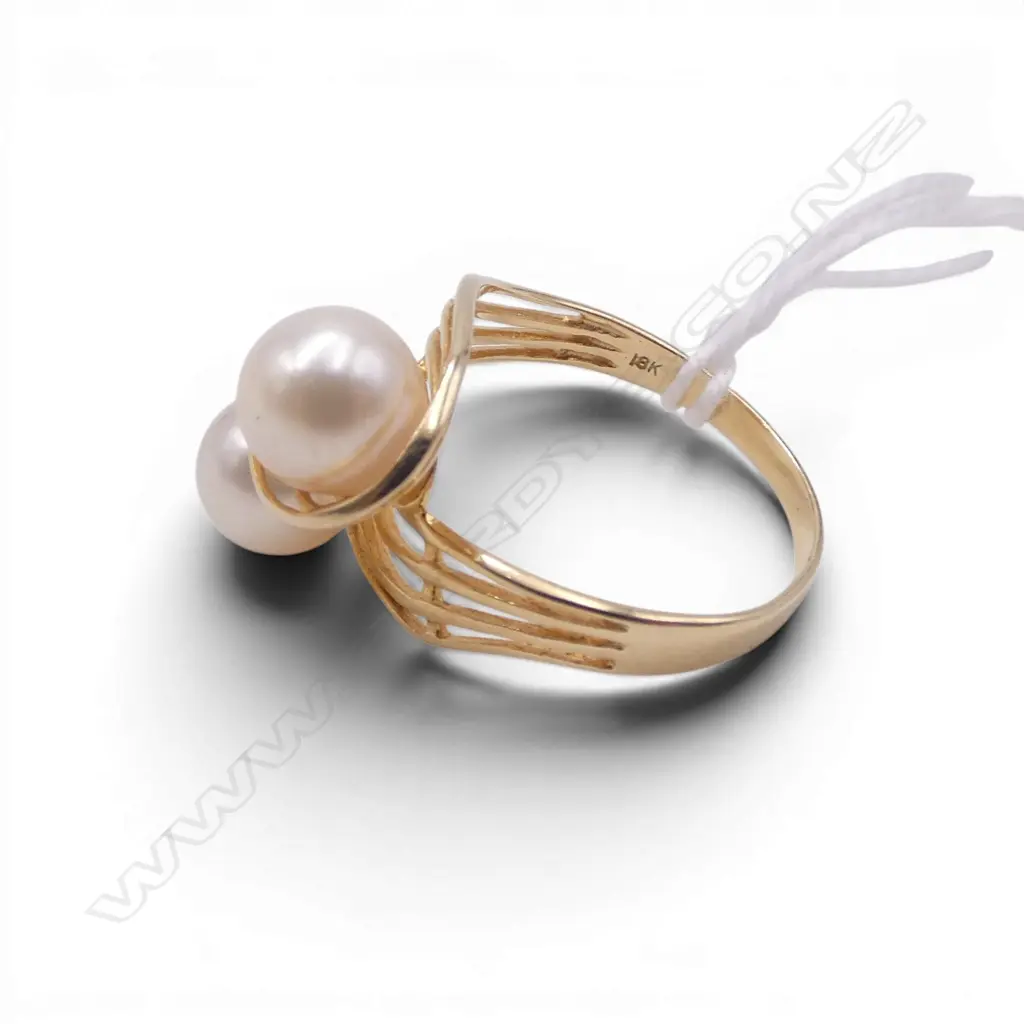 18ct GOLD & 2 CULTURED PEARL RING swirling 4 bar mount 3.8gms SIZE P1/2 Image 1++