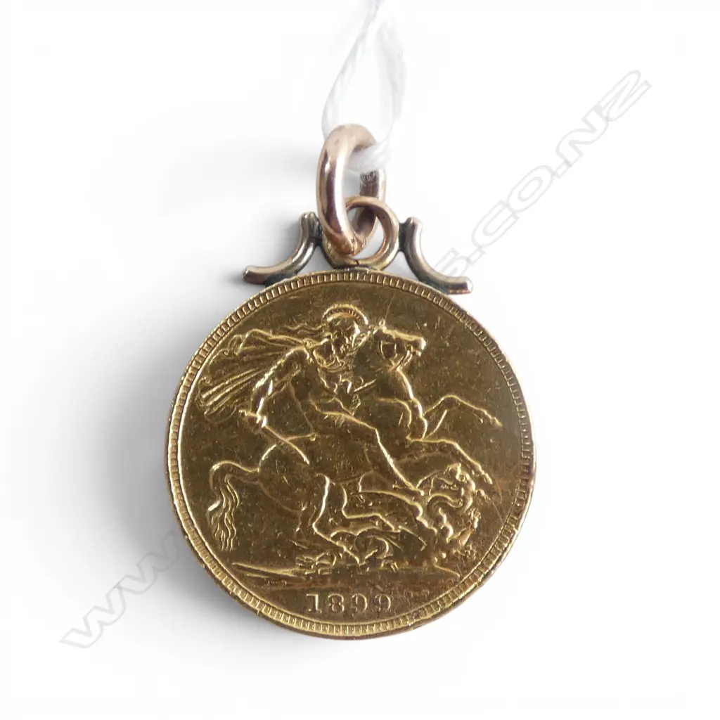 1899 FULL SOVEREIGN w. 12CT GOLD MOUNT 8.7gms Image 1++