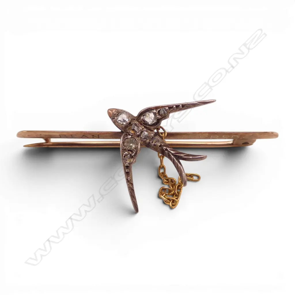 EDWARDIAN GOLD & MINE CUT DIAMOND SET SWALLOW BAR BROOCH 3gms Image 1++