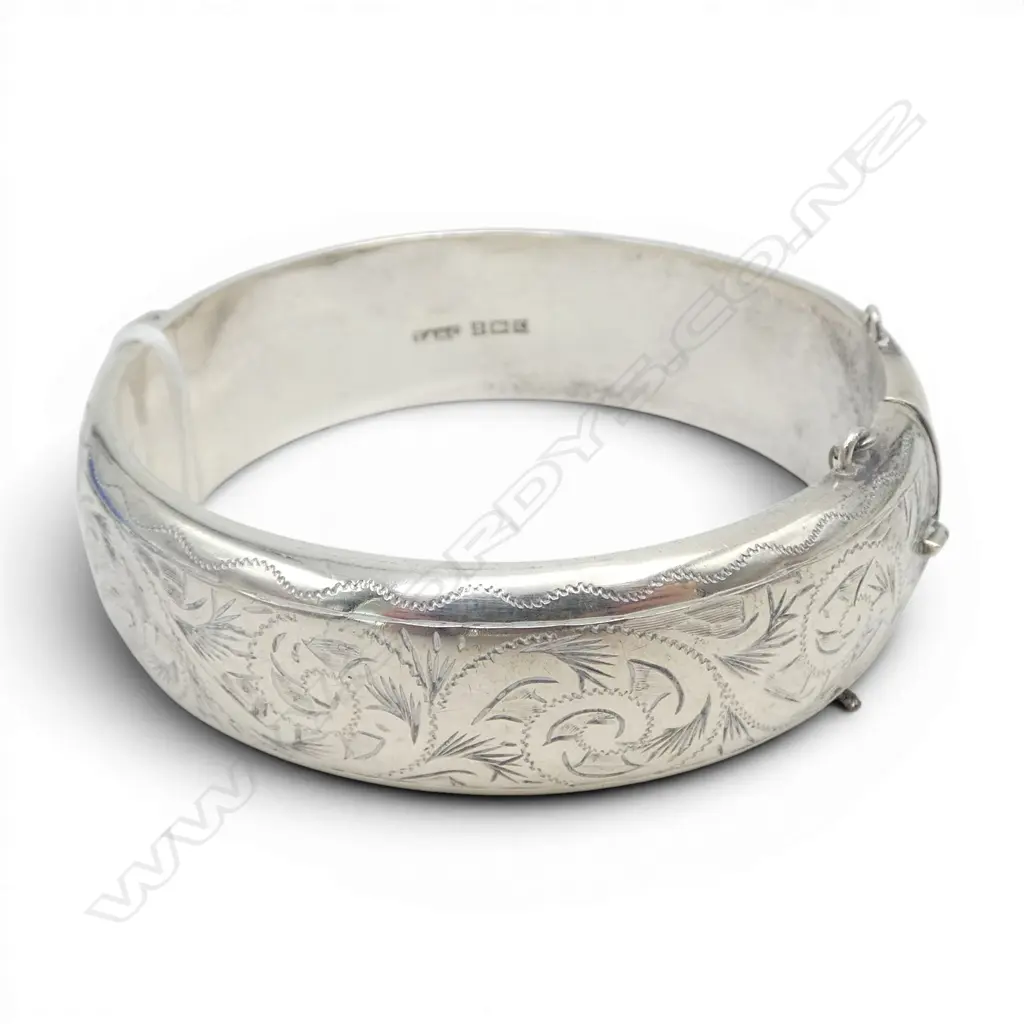 HALLMARKED STG SILVER half engraved HINGED BANGLE. Birmingham 1959 Image 1++