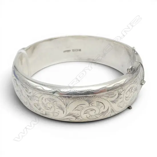 HALLMARKED STG SILVER half engraved HINGED BANGLE. Birmingham 1959