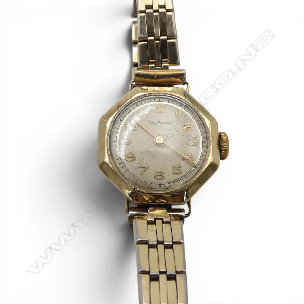 c.1920 9ct GOLD CASED LADIES NOVERA WRISTWATCH plated strap  Image 1++