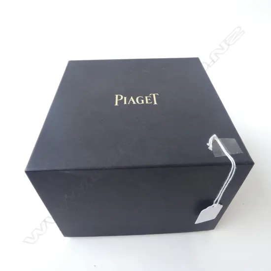 PIAGET WATCH BOX (BOX ONLY) W.180mm