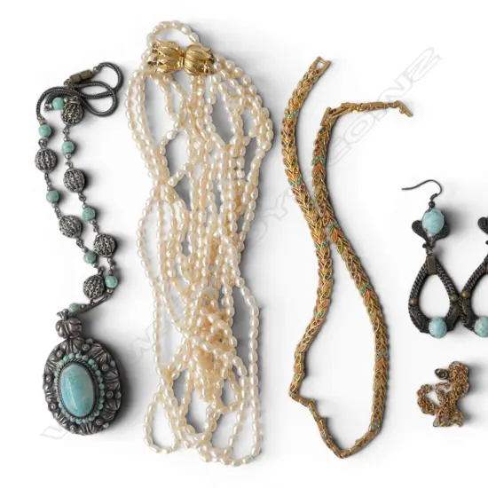 ASST. COSTUME JEWELLERY Incl. 6 STRAND PEARL NECKLACE