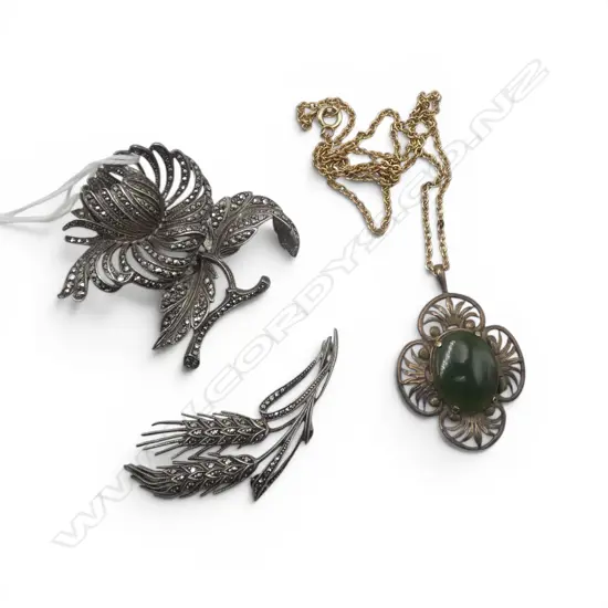 STG SILVER & POUNAMU PENDANT LOCKET + 2 FANCY SILVER & MARCASITE floral BROOCHES