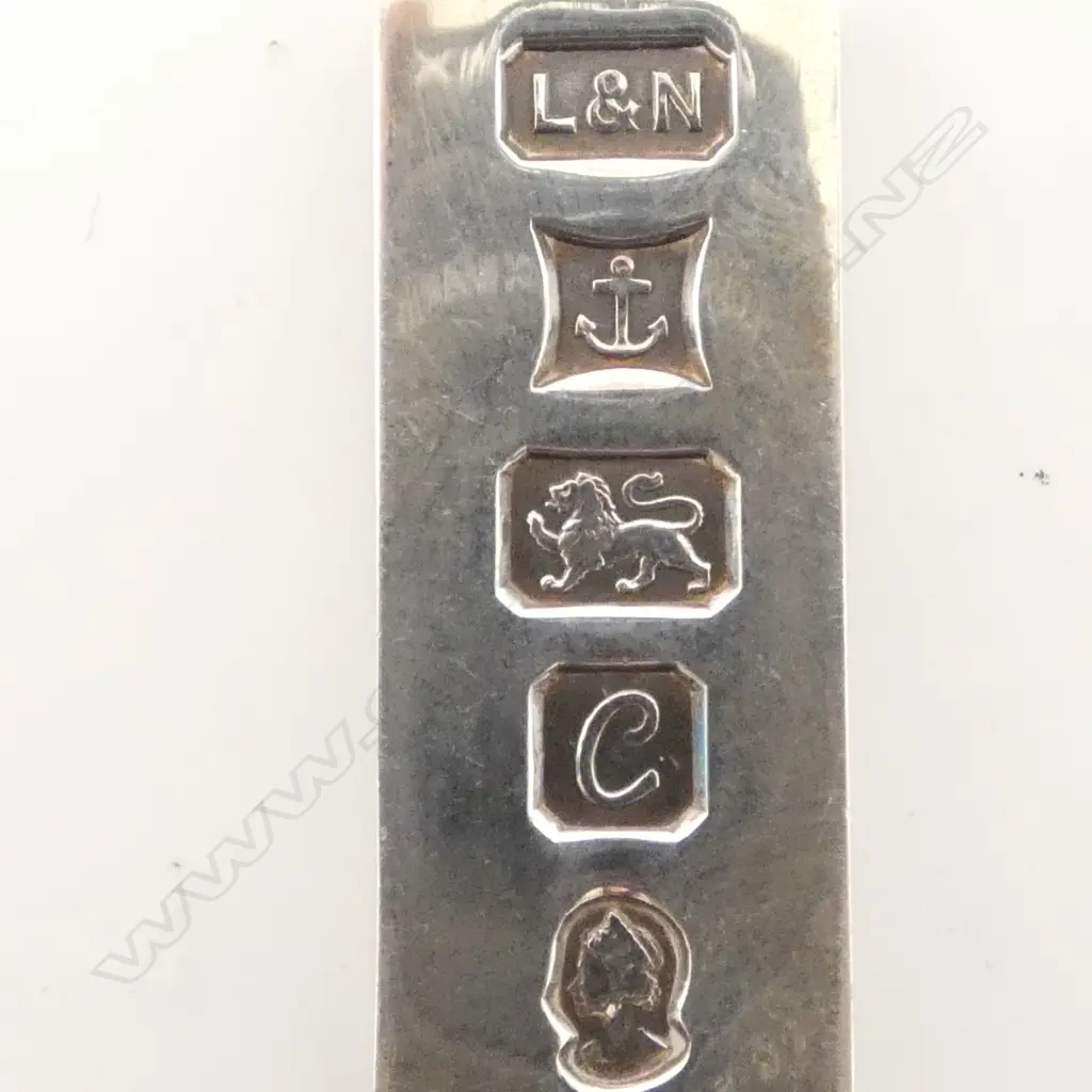 2 STG SILVER LARGE HALLMARKED ITEMS: ingot pendant + napkin ring. 34.7gms Image 1++