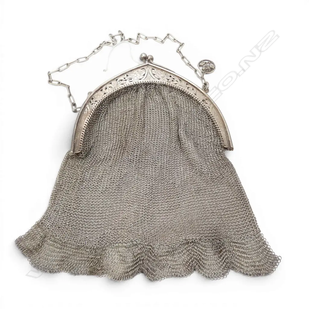 VINTAGE SILVER PLATE MESH PURSE 192gms Image 1++