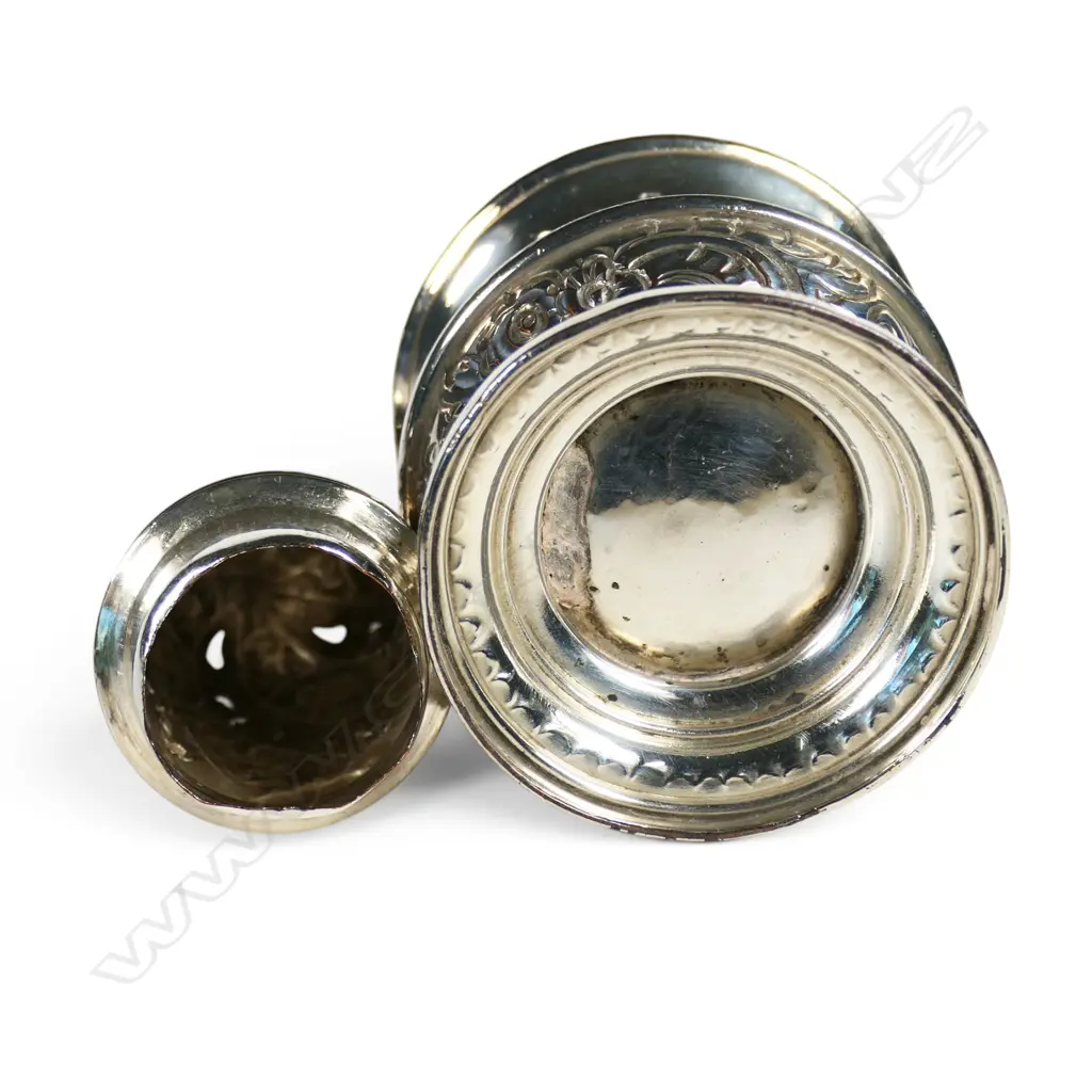 OLD SHEFFIELD PLATE SUGAR CASTER H.175mm Image 1++