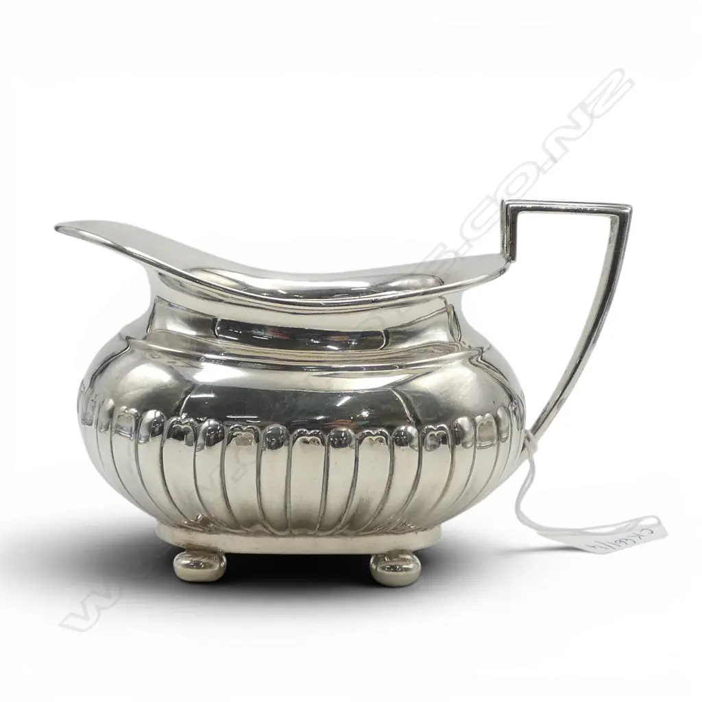 STG SILVER JUG, WALKER & HALL, 1898 210gms Image 1++