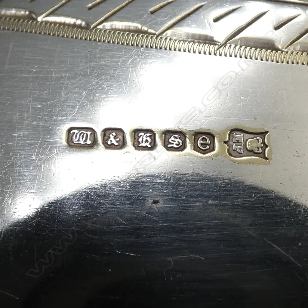 CASED CASEIN HANDLED FISH SET  Image 1++