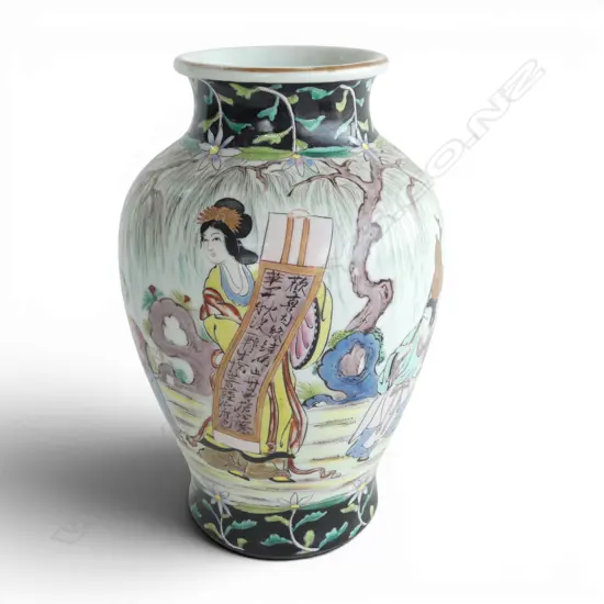 ANTIQUE ORIENTAL FAMILLE ROSE FIGURE PAINTED SIGNED VASE H250MM